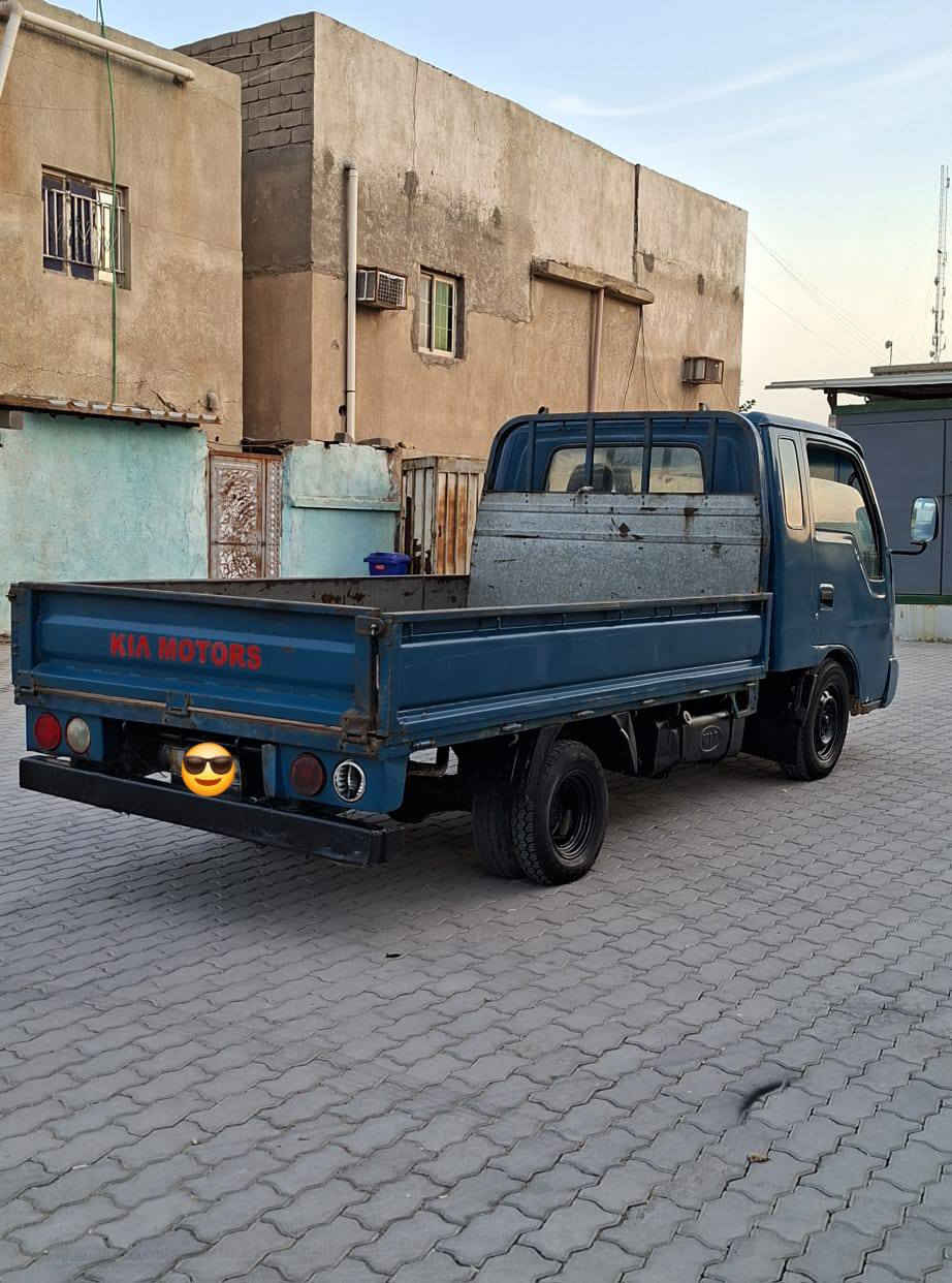 سلام عليكم كيه فنتيرا ام عيون قماره قلاب رقم بغداد مكفوله مكينه وكير وكسن وشاصي ورقم شاصي وحداديه جديده طخم تاير سعر 53وبيه مجال رقم الهاتف ***********المكان البصره
