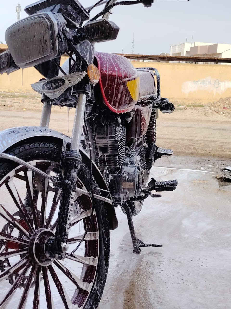 ضاغطه وزنجيل موديل ٢٥ نضافه مثل مشوف بعينك 

ديالى الخالص //السعر ٨٢٥//   ***********
