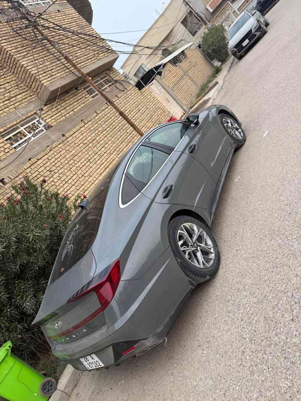 سوناتا 2023
فول مواصفات
محرك 2500 تنفس طبيعي
بصمة
تشغيل عن بعد
بانوراما للاخير
توقف ذاتي
بصمة ابواب
وبعد هواي مواصفات بيها
حادثها فقط بنيد مبدل وجاملغين كلير بدون ضربه وبدون تبديل فقط جمالية 
مكاني ناصرية سيارة معوقين نجف وكالة عامة
*********** ناصرية, ذي قار
