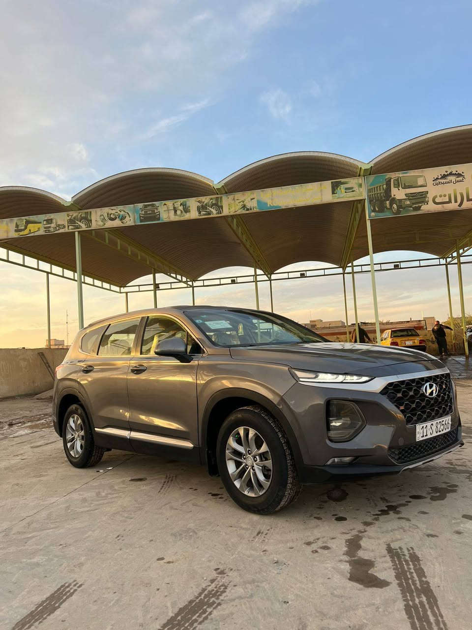 السلام عليكم ، هيونداي سنتافي موديل 2019 شكل 2020 فول مواصفات عدا البانوراما
✅ رادار جميع الاتجاهات
✅ تحديد مسار
✅ اوتو هولد
✅ ٤ سلندر خمسه راكب
✅ شاشة تدعم اندرويد اوتو وابل كار بلي
✅مثبت سرعة
✅سستم صوت بلادي
 ✅ مانع انزلاق

مواصفات اخرى كثيرة ، بيع مستعجل والصور امامكم وبالحقيقه احلى من الصور ، تحويل مباشر السيارة  رقم بغداد دولي الجديد
للاستفسار الاتصال على :

✅ ‏‪***********‬‏
ملاحظه السياره بيه 4قطع صبغ بدون دواخل شرط الفحص السعر 160$ العنوان ديوانيه 
.................................
