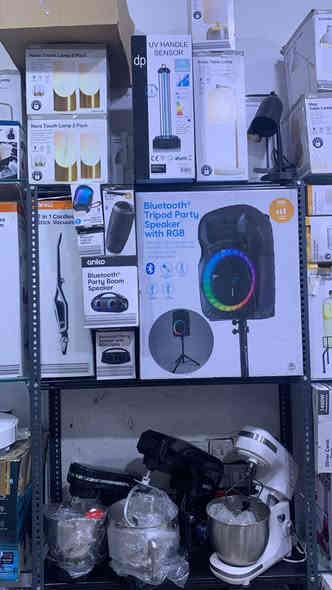 من رخصه الادمن
متوفر محل كامل مشكل منزلي وامزون تقريبا ١٥٠٠ إلى ١٦٠٠ قطعه عده النواعم شلعه بسعر مناسب المكان اب اربيل 

تواصل على هاذا الرقم ***********
