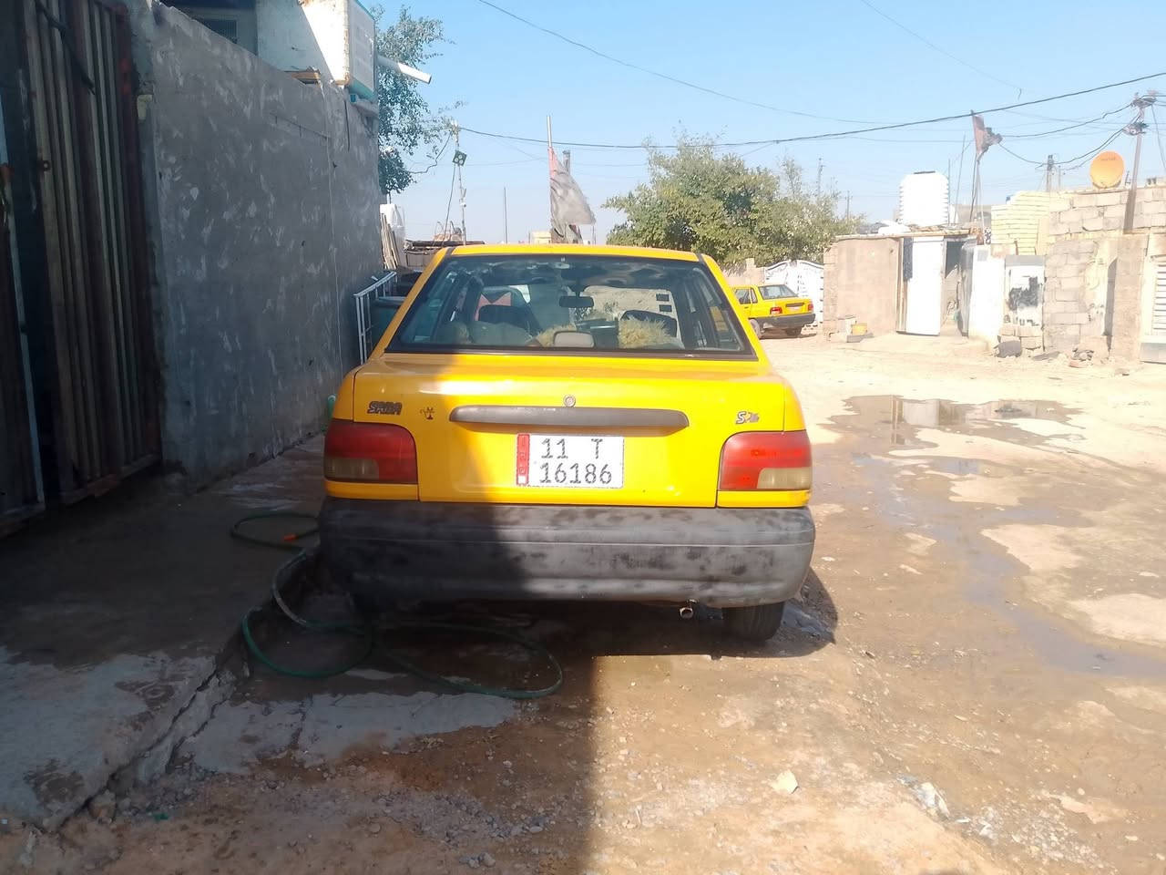 السلام وعليكم سايبه للبيع مديل 2010 مكفوله كفاله عامه شواصي مكفولات كشر مكفول كير جديد باتري جديد مكينه بيهه خيط بوخار قليل مكان سياره بغداد زعفرانيه السعر 22 وبيهه مجال للطيبين رقم الهاتف: ***********
