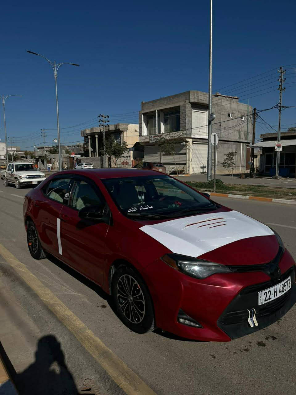 سلام عليكم للبيع كورولا موديل 17 امريكي LE رقم اربيل سنويه لل28
الحادث موجود بالصور 
سياره جديده مامتعوبه 
تخم تاير جديد 
مشط ستيرن جديد صدر امامي خلفي كله جديد نوزلات جديد 
تدفئه تبريد خير من الله 
وميزت الLE معروفه ميحتاج اذكر التفاصيل 
للاستفسار ☎️على رقم
***********
