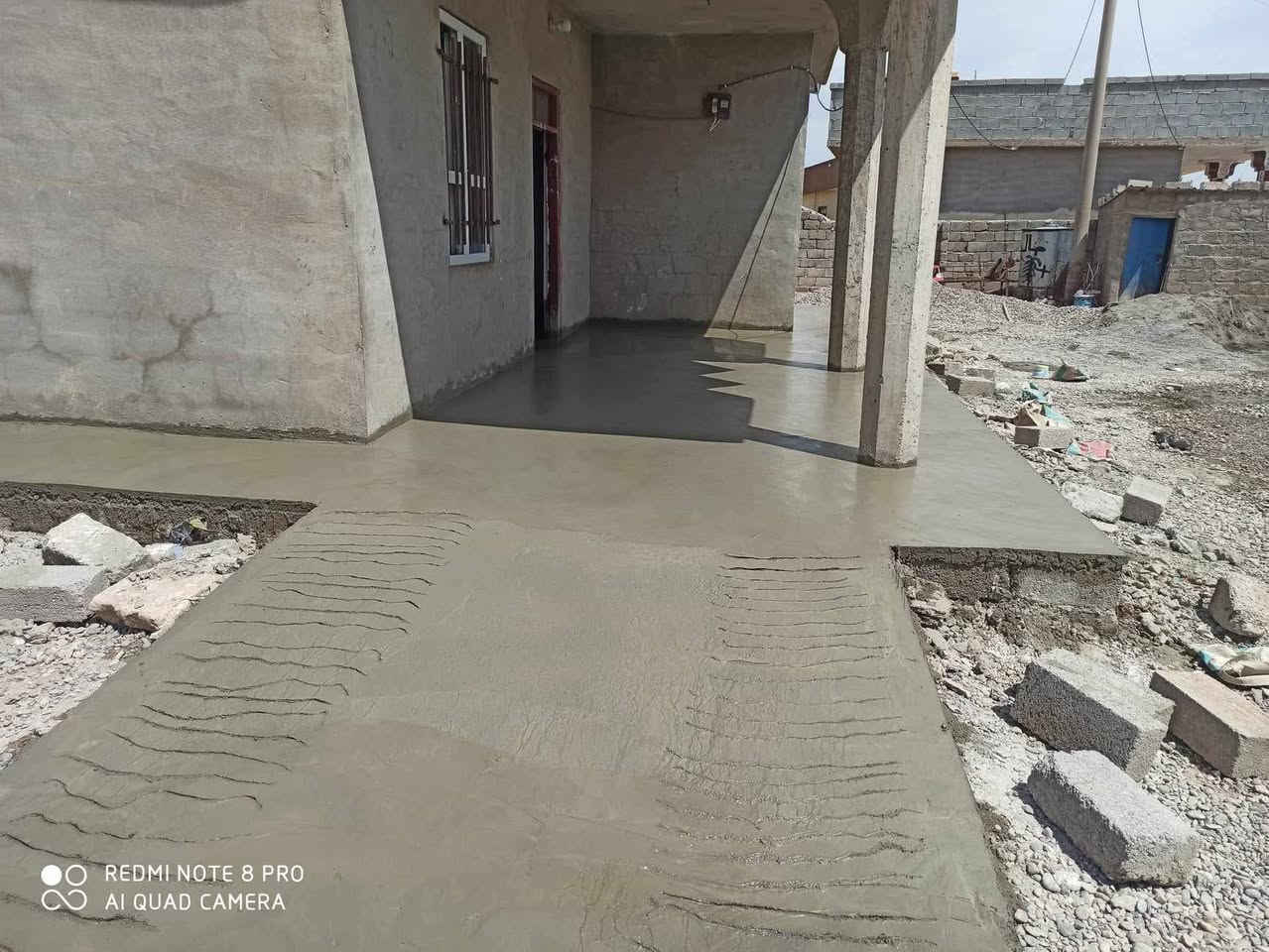 مــستعـدون لــصبـات الارضــيـة 
عــمــل خــبـاطـه للـصـبـة الأرضـيـة عــمـل راقـي جــدا بدقة وامانة تـامـة واخـلاص واماكن الـعـمل يــشـهـد له 
// نعمل على 
1- صبة صقل الارضيات 
2- صبة الفراش كاشي 
3- صبة الأعمدة الخرسانية
4- تعديل الكاع فرش حصو 
5- يتوفر حادلة تبليط
لـلاسـتفـسـار الاتـصـال بـهـذا الـرقـم ***********
