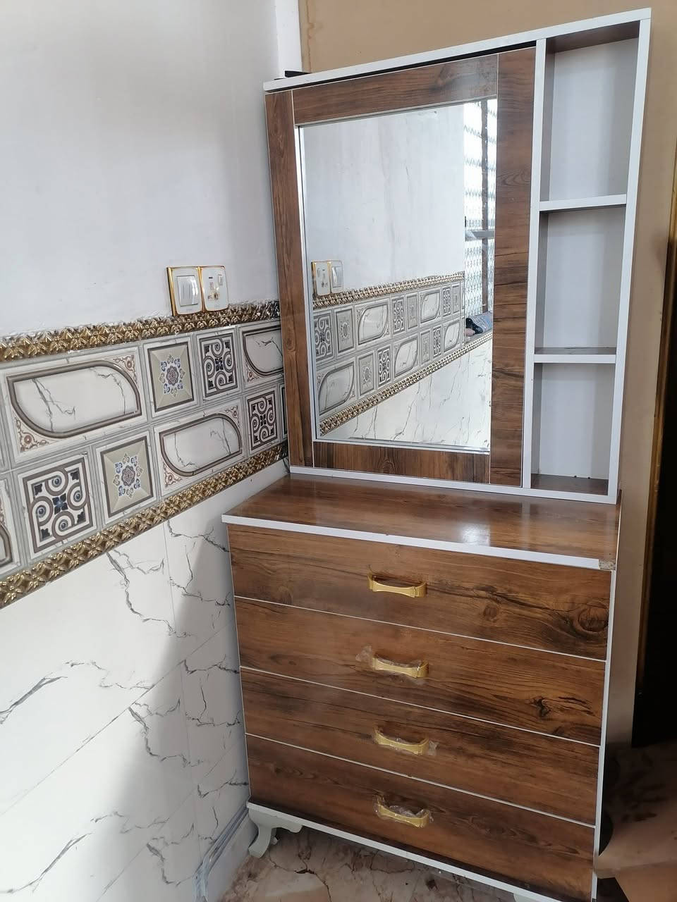 💥غراض بيت للبيع الشراي يتصل***********💥 كاونتر تسكام نضيف حيل ١٧٥وبي مجال ٣قطع
تخم ديوان ٩نفرات اخو الجديد تسكام ب٣٠٠
غساله ١٦كيلو هيتاشي ب٧٥
ميز شاشه ملكي ب٧٥
ميز تواليت ابو المرايه سلايت جديد٧٥
ميز طعام مع ٦كراسي و٣طبلات٨٥ بلاستك شرط جدد٩٠
طباخ اخو الجديد إيطالي ب١٢٠
صوبا نفطيه جديده ٤٠
ماطور مي ٣٠
قناني غاز ب١٠٠قفل بدون عمله
