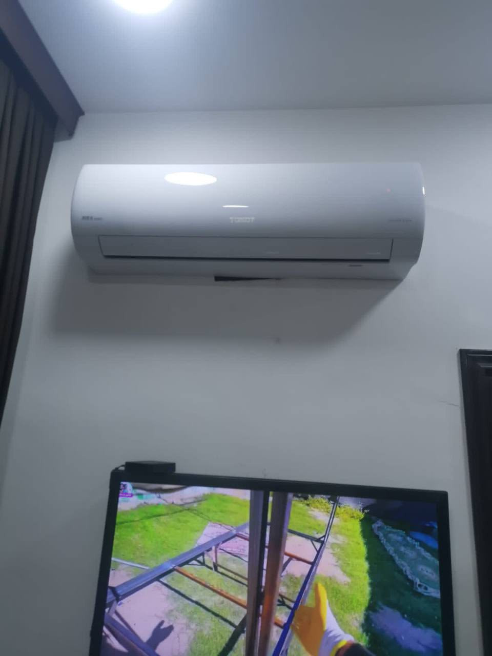 ❄️ بِسْمِ اللهِ الرَّحْمٰنِ الرَّحِيمِ ❄️🌟
🔥 أقوى عروض شهر 1 لتنصيب وصيانة السبلت – شغل مضمون 100% 🔧🔥

خلي بيتك دافي بالشتاء☀️ وبارد بالصيف ❄️🧊

📞 للحجز والاستفسار:

***********
***********
***********

هل السبلت عندك صار ضعيف؟ يحتاج تنظيف؟ أو الغاز ناقص؟

لا تتعب روحك! خدمتنا توصل لباب بيتك وبأقل الأسعار وأعلى جودة 👌💯

🧰 خدماتنا تشمل:

• تنصيب جميع أنواع السبالت (منزلية وتجارية)
• تنظيف احترافي للسبلت + تعبئة غاز
• صيانة كاملة مع تبديل قطع أصلية
• تبديل كمبريسر
• شحن غاز 410 و 22

🆕 خدمات إضافية:

• صيانة وتنظيف جميع أنواع السبالت
• تنظيف البيوت الجديدة من الأتربة وبقايا البناء
• تنظيف الشبابيك والزجاج تنظيف كامل
• نقل الأغراض والأثاث داخل البيت أو من بيت لبيت
• شد نقاط كهربائية
• ربط وايرات وتصليح أعطال كهرباء
• تصليح السخانات الكهربائية
• تصليح كهربائيات وشغل بسيط داخل المنزل

🛠️ ضمان:

• ضمان لمدة أسبوع كامل على كل خدمة

🏠 مناطق العمل:

📍 بغداد – الكرخ والرصافة
📍 كربلاء
📍 النجف
📍 بابل
📍 الأنبار
📍 الكوت

🟢 خارج بغداد: متوفر التنصيب بشرط وجود 4 سبالت أو أكثر

💥 عروض وخصومات خاصة بشهر 1 💥

✅ جودة عالية
✅ سرعة بالإنجاز
✅ أسعار تنافس الجميع
✅ خصم 20% إذا عندك أكثر من سبلت
✅ وما نطلع من يمّك إلّا وإنت راضي 100%

📩 للتواصل فقط عبر الاتصال أو واتساب:

📲 ***********

⚠️ غير متواجدين على الماسنجر
📵 مراسلة واتساب فقط لضمان الرد السريع

❤️ خدمة مجانية لتنصيب وتصليح السبلت للعوائل المتعففة – نحتسب الأجر لله ❤️

🌟 خدمتكم شرف إلنا… ونتمنى رضاكم ودعاؤكم حتى نسترزق بهالأيام ❤️
