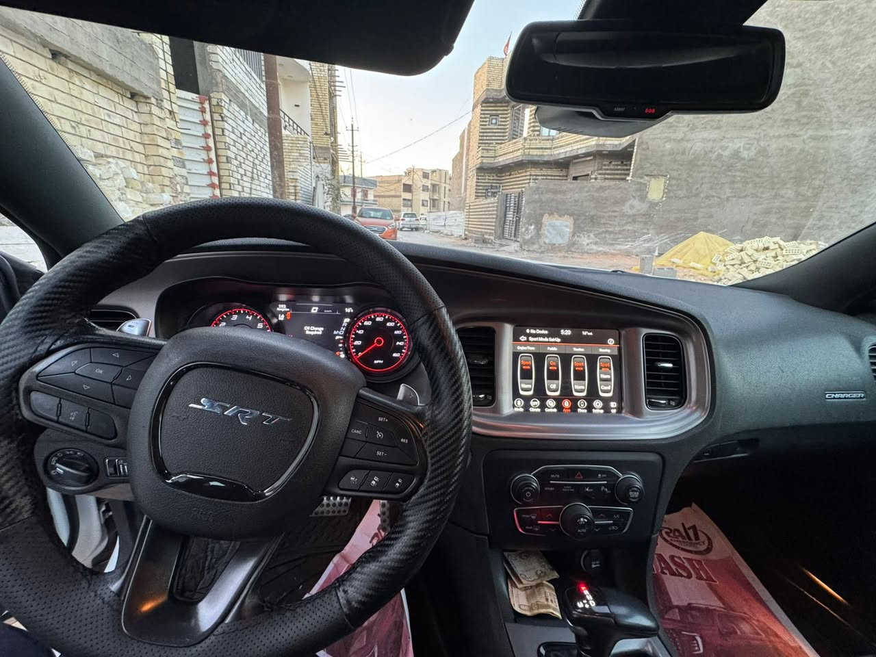 سلام عليكم.                                                                   🇺🇸جارجر ارتي  محرك 5700 المرغوب 2023 أصدار لأخير🤍  مختومه فول عدا رادار امامي  سياره جديده وحلوه عروسه   ومناقصهه شي  نصبتهه تخبل  حادثهه جاملغ وبنيد ضربتهه خفيفه مو قويه  ولا مهجومه مواصه لا راديترات لا بدنه لا شاصي لا لغد  مبينه ضربتهه خفيفه طاك ايرباك دشبول ومبدل دشبول جديد  مابيهه نقص ولا اي مصرف ستوك سياره 

مواصفات ال🤍
فتحه سقف 
رادارات جانبيه 
نضام سبورت 
نضام سوبر تراك باك 
كشنات حضن جلد تدفئه 
كشنات كهرباء  
ستيرن كهرباء 
شاشه جبيره 
سقف روز رايز 
دركه SRT
شفتات
حساسات خلفيه  
ويل بلادي حجم 20 
ماشيه 73 الف كيلو  بعدهه جديده تطلع 41 ميل تقريباً 
صدر امامي خلفي جديد كير محرك كفاله عامه   تايرات جدد تبريد سياره ثلج  حماوه طبيعيه  حجر بيئه بلادي  كزوز سياره بلادي صوتهه يخبل  مكان سياره بغداد   رقم بغداد تحويل مباشر سعر 225 ورقه  ماكو هيج سعر بهيج مواصفات وهيج موديل. وضربه خفيفه ***********
