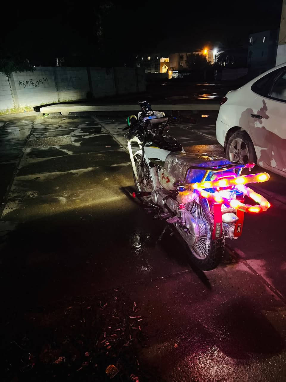 سلام عليكم مكلف بالنشر
دراجه تايكر24 شكل25 الدراجه سبانه ممحطوط عليها ب700وبيها مجال
***********واتساب
مكاني مجمع الدور
