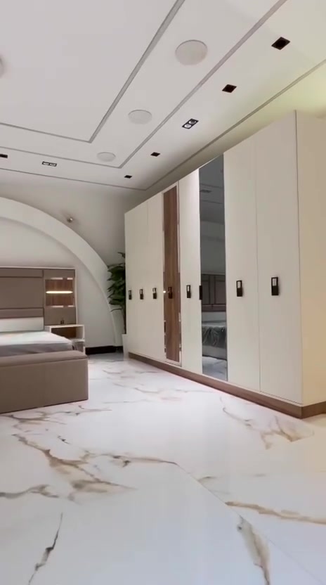 *موديل           3303          الجوزي*

*10 قطع             كنتور ملحق 320*

❇️ قياسات ضخمه 
❇️ ميز تواليت كبير
❇️ اللون الجديد المتميز 
❇️ السرير والشازلونه مخزن
❇️ إناره بالكومديات  ✨✨✨
❇️ المصنع الأصلي 
❇️ برغي حديد وچوي حديد
🆘   *ضهر الغرفه بلوك بالكامل*

•


**إذا كنت صاحب هذا الإعلان وتريد حذفه لأي سبب، رجاءا أرسل رسالة إلى الدعم الفني**
