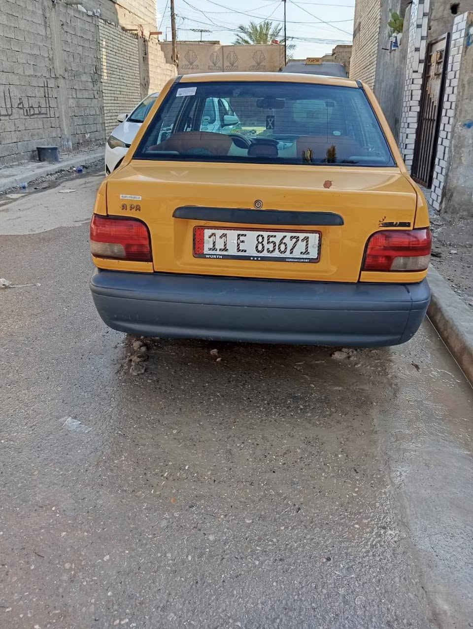 السلام عليكم سايبة موديل 13السيارة مكفولة كفالة عامة ما عدة فطر زغير بل شاصي اليمن فقط السيارة حلوة وجاهزة الخير تخم تأير وصدر وماكينة وكير وتبريد السيارة بسمي تحولي ثاني يوم مكان بغداد الفضيلة السعر 35 وبيهة مجال الشراي الاتصال *********** مامتواجد عل الفيس
