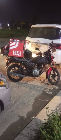 وبركاته  الميتور نضيف وقطو كلا وكالة بدي بيعو بداعي السفر وهي رقمي 075...