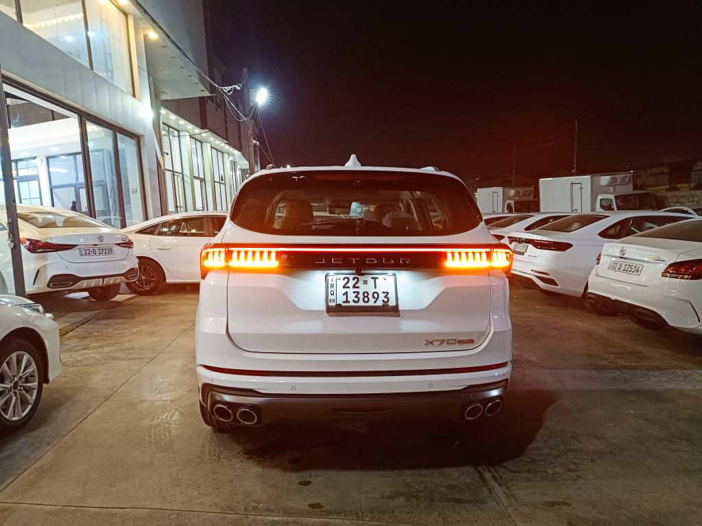 جيتؤر 2025..JETOUR.X70.
سفركيلؤمه تر مه كينه 1.6.تؤربؤى.
فول مواصفاته .بصمه..شاشه.پانوراما.
كوشن ساردووگه رم .5 كاميرا.بلوتوث.
10 سال زه مانى هه يه..سعر 190💰🔥
*********** واتس اب
***********
موجود في اربيل معرض چاينا كارس أربيل, العراق
