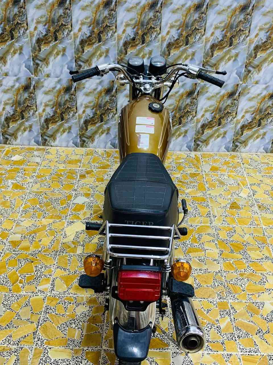 دراجة اربعة كير للبيع موديل 2020 اوراق اصولي كاملة وكيلها حمودي العارضي الدراجة جاهزة مال جناي سعرها 600 وبيهة مجال مكاني نجف للاستفسار خاص


**إذا كنت صاحب هذا الإعلان وتريد حذفه لأي سبب، رجاءا أرسل رسالة إلى الدعم الفني**