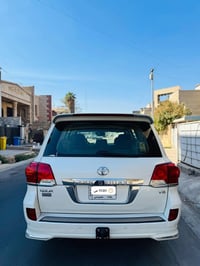 لاندكروز • ٢٠١٥ • كفالة