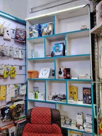 غراض محل موبايلات للبيع هنه ول ديكور الكفرات ابيع شلع اتصال 0783331156...