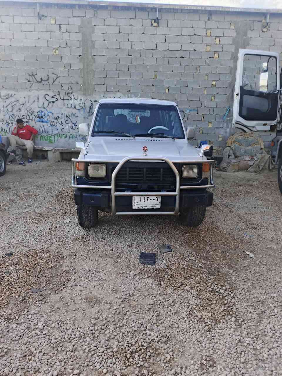 سلام عليكم كالوبر  للبيع مديل 1994 رقم نجف  مشروع وطني سنويه ساقطه من 2019 ما عليهه كل غرامه مكينه وكير ستاركس مكفوله  من تبخير او تنقيص كاز تخم تاير جديد كهربائيت شغاله كله حداديه جديده عنوان الحمزه لغربي السعر 40 وبيه مجال بسيط ممتواجد ع لفيس رقم لهاتف للستفسار ***********
***********
