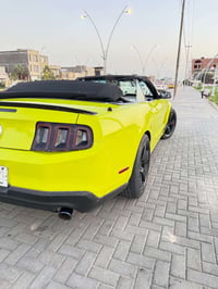 موستنك ٢٠١٠ • لون تفاحي • تعمير ٢٠٢٦