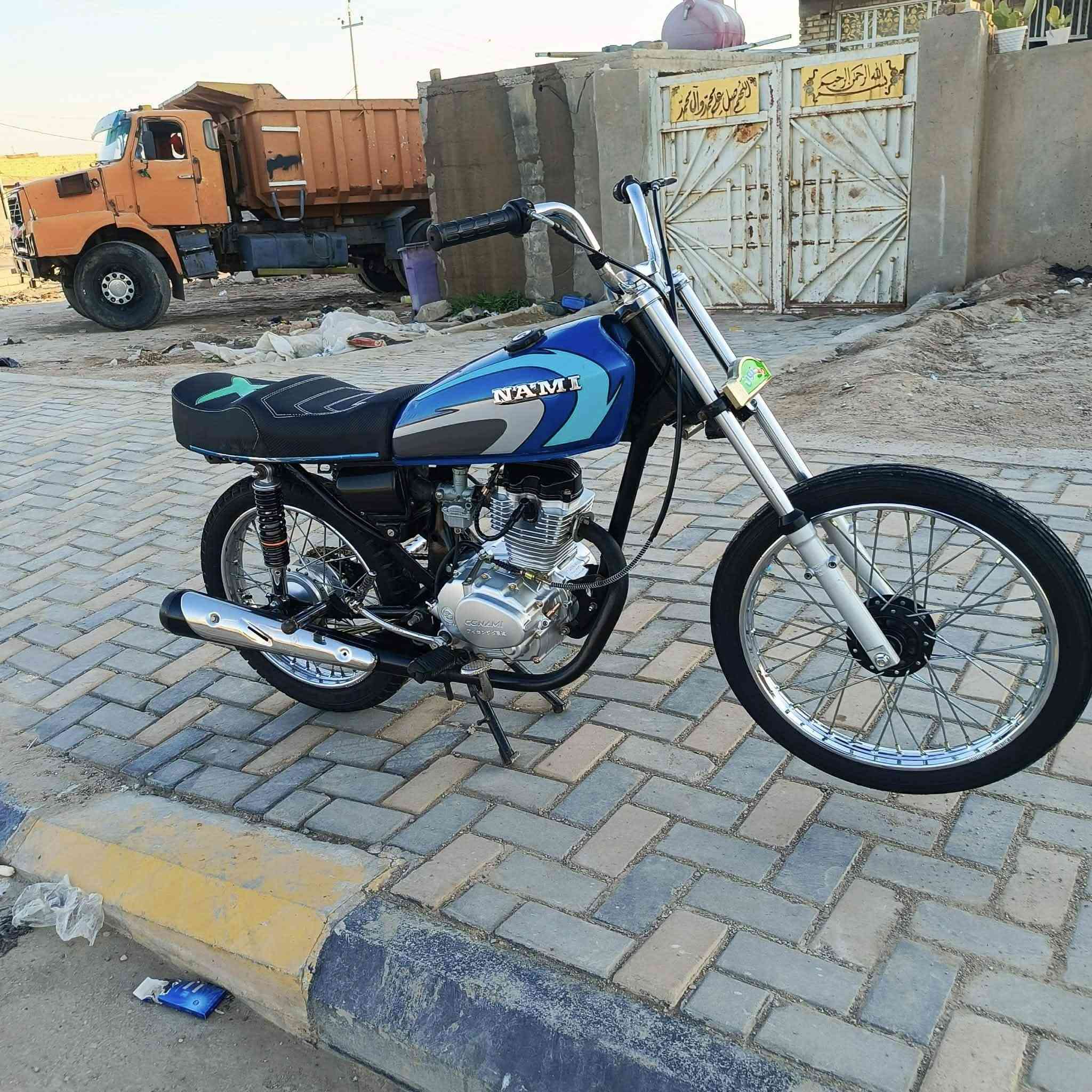 مكلف بلنشر دراجه للبيع تعمير جديد محرك سيجي (الدراجه كلك كلك )مكفوله من السرقه للتصال عله هاذ الرقم ‭٠٧٨٤ ٠١٠ ٢٥٧٨‬
