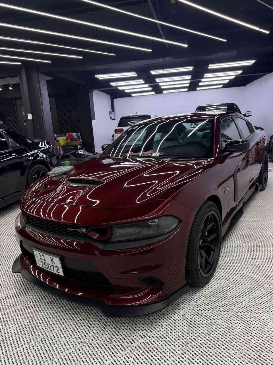 عشاق العظلات الامريكية ✈️🔥
دوج جارجر سكات باك لون كرزي .  19 Scat Pack 
وارد أمريكي  نظيفة جدا وماناقصة اي شي
#الموديل : 2019. ( امريكي) . حادث بنيد وجاملغ 
#المحرك : SRT . V8 . 6.4L برتقالي .
#العداد 47000 ml قابل لزياره 
رقم بغداد الجديد وهزه جديده  ابسمي تحويل ثاني يوم 
 المواصفات :
* تحذير الخروج عن المسار . . 
* مكابح رياضية (برمبو) . 4 بستم 
* لايت LED . 
* كاميرا خلفية . 
* امكانية التحكم بوضعيات المقود كهربائيا . 
* كزوز سستم . 
* حساسات خلفية . 
* ويل قياس 20 أنج 
* سستم صوت ALPINE . 
* تشغيل عن بعد . 
* مقاعد رياضية حضن + جلد . 
* المقاعد الأمامية وتدفئة . 
* نظام خرائط GPS . 
* شاشة كبيرة قياس 8.4 أنج اوپشنات SRT 
* تدفئة ستيرن . 
* كير شفتر بالستيرن . 
* جناح خلفي .  . 
* محدد سرعة . 
* كشن جلد 
………الإضافات….. 
_شوته 
_جكات 
_اويل برثر
_بلكات ريسنك 
_ولف حماوه مشيمتو 82  اصلي 
_اكس بايب داون بايب كامل وسطيات CLB
_فيول بم ريسنك عبوه كامله 
_اويل كاج كان بولت  
_العقل مفتوح اول لاين تفريغ كامل فصله سيڤتي كامل برمجه داينو مصطفى ايكل 
_ تخم ويل روهانه الجديد 
_تخم تاير جديد خلفي 315 امامي 275 
_اضافه دواخل مكينه 
_سترس بار 
_ستدات طلقه 
_فجوج 4 بستم 
_ لد فسفوري ابيض ترحيب 
_ عدسات LED انارتها نهار

للاستفسار تواصل خاص او واتساب
***********
