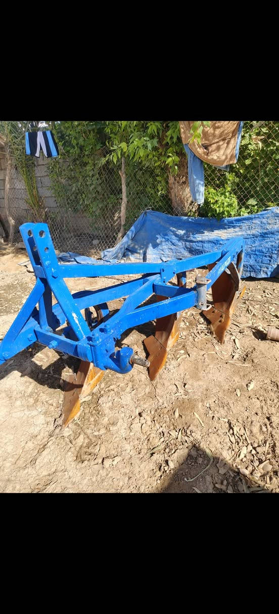 سلام عليكم فدان ابلير حجم 11 البيع نضيف شرط ***********
