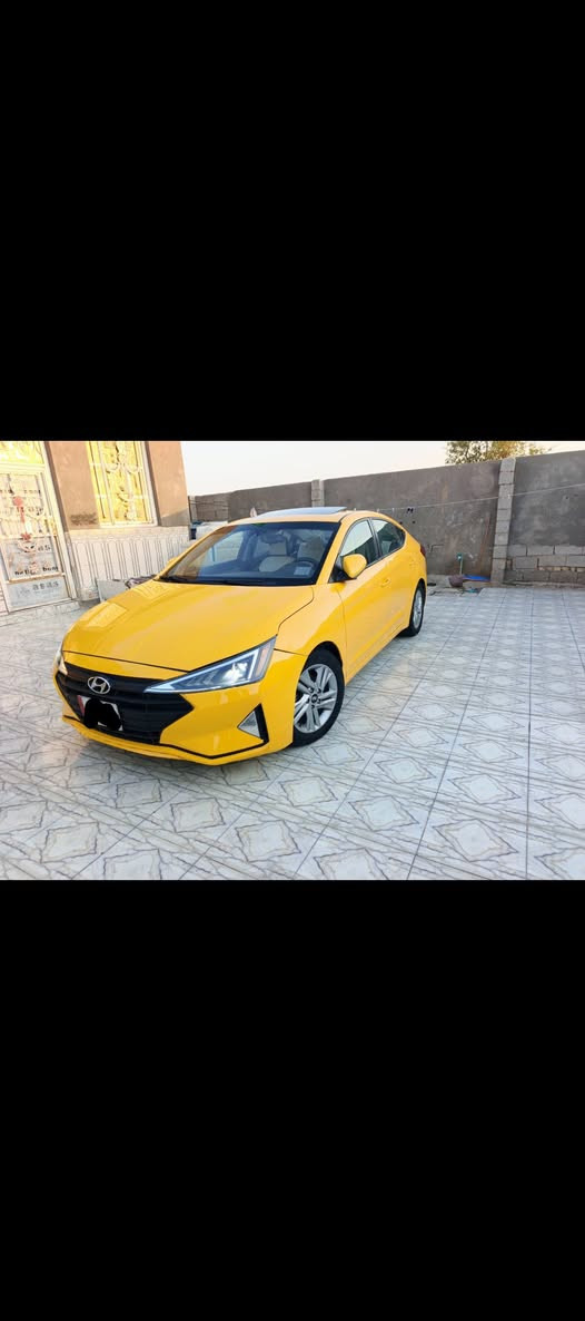 هونداي النترا موديل 2020 رقم بغداد حره تحويل ثاني يوم سنويه مجدده 28 مصفره هيئه وغرامات مشروع وطني وارد امريكي ضربته بس دعاميه اماميه فقط والباقي كفاله عامه من الضربه والتبديل والفتح كفاله عامه مكينه 2000 دوش شرط ما مفتوحه مكينه وكير وحداديه وتبريد وتخم تايرات كله مكفول سياره جاهزه مال جناي بمعنه الكلمه فول مواصفات واحد على واحد فتحه سقف تحكم ستيرن شاره بل مرايه شاشه كبيره كامره دسك خلفي وأمامي ويل كب بصمه تشغيل بصمه ابواب بصمه جنطه شفتات مري شفط فول واحد على واحد مكان سياره ناصريه سعر 123 بيه مجال قليل رقم الهاتف ***********  أنه مكلف بل نشر خابر راعيه بيك خير وتدلل
