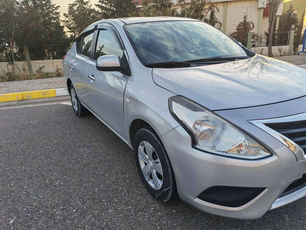 لاکشمیبا مۆدێل 2015 تابڵێی خاوێن و جوان تەنها پارچیەک و پەڵیەک بۆیاغی هەیە بێ دەعم بەس پەمپە سۆنەرکەیم داناوە بەشەرتی گێڕو مەکینەو تەحویل و غرامە گشت گیانی بەشەرت شوێن شاری کۆیە ژمارە موبایل ***********
*********** كويسينجاك, أربيل
