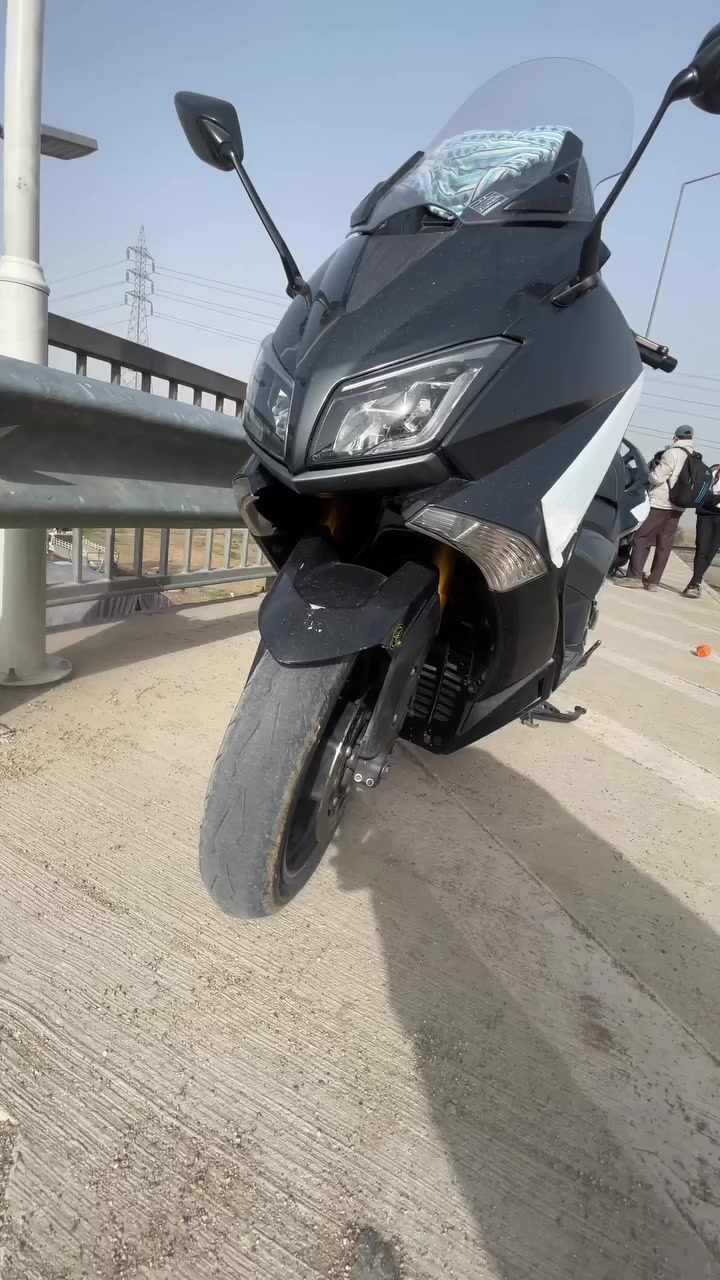 السلام عليكم
TAMX 530 2017  بصمه

ABS             مانع تزحلق

شلعه ومعدل خير من الله 

مكينه وسكيورتي كفاله عامه

دراجه خير من الله ترايك وين ميعجب جيب الف فيتر وفحص 

مايعجبك المنشور اعبره اخي لاتكسر بيها 

رقم الهاتف ***********
السعر 58بيه مجال بسيصط
