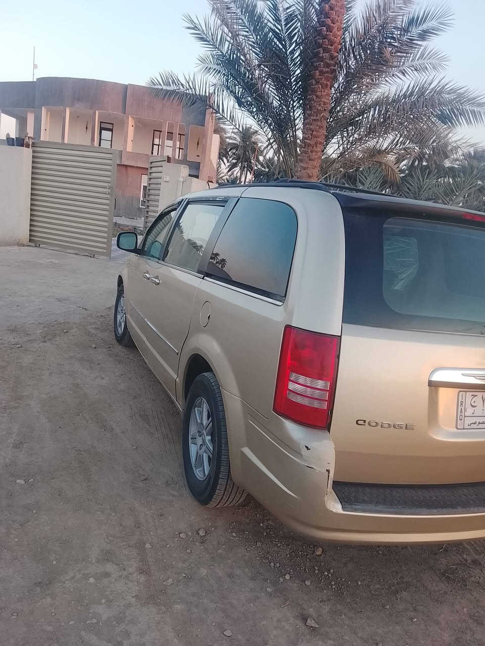 السلام عليكم للبيع او المراوس دوج كرايزر باسفك مديل 2010 رقم بغداد بسمي تحويل مباشر مكينه وكير مكفوله تخم تاير جديد حداديه جديده اخوان السيارة جديدة كلش دواخل اتخبل فول مواصفات جنطه كهرباء بيان كهرباء لون مميز ذهبي مكفوله من الضربه والتجيه والبارد مكينه سلندر اخوان السيارة مصبوغه عام أثر جراد مكاني بابل قرب العلوية شريفة السعر اتصل عل رقم ***********
