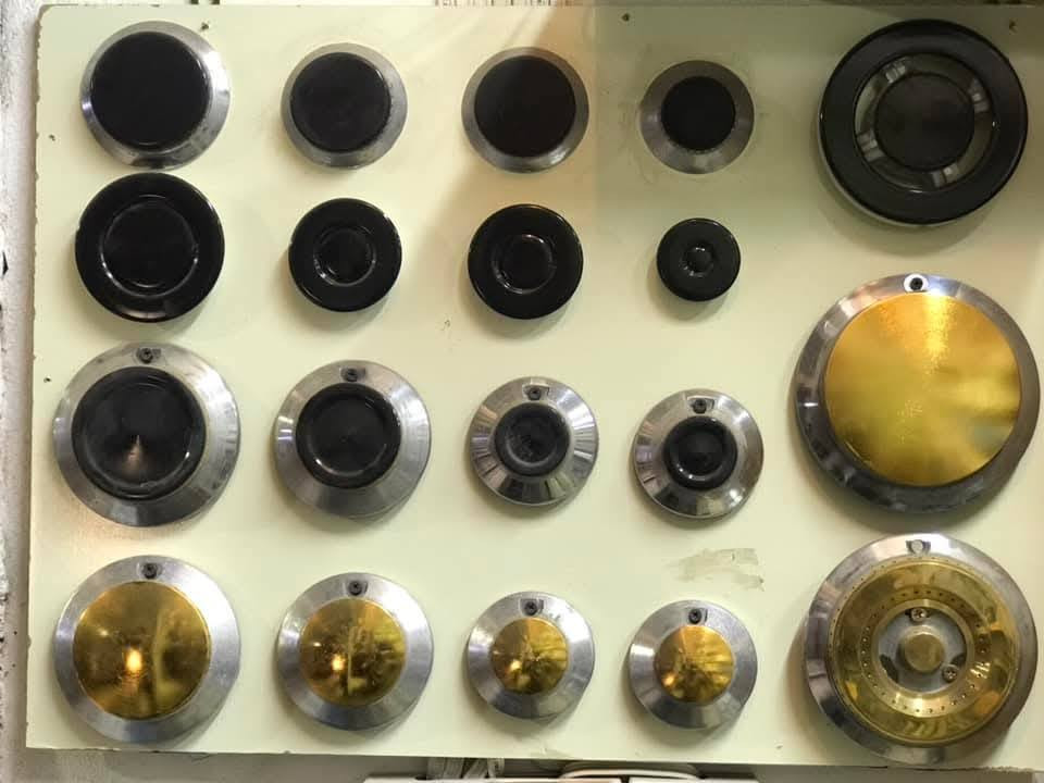 تتوفر جميع الادوات الاحتياطية للطباخات و الصوبات النفطية و الكهربائية و الغسالات
بأنسب الاسعار

يوجد توصيل لكافة محافظات العراق 
 ***********
