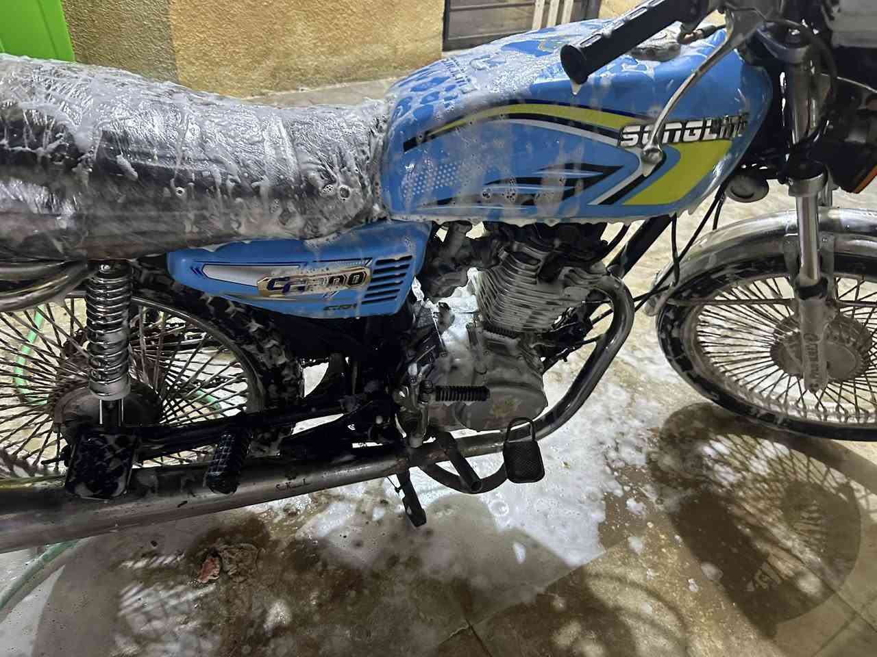 تايكر موديل21مابيها اي نقص مكاني بعقوبه كاطون الرحمه الدراجه اوراقها ضايعه يمي اكفلك من السرقه 100/100رايدها350 رقمي ***********
