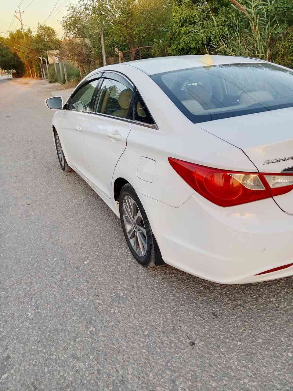 السلام عليكم سوناتا موديل 2013 خليجيه مكينه 2400 دوش كير حداديه تخم تاير تبريد شغال تبريد قطعتين السنويه لل 2030 تريد وكاله تريد تحويل السيارة بيه قطعتين صبغ بالعافيه عل ياخذه تحكم استيرن اشاير بلمري خمسه ويل كب حساس رقم الهاتف *********** إني مكلف بلنشر

