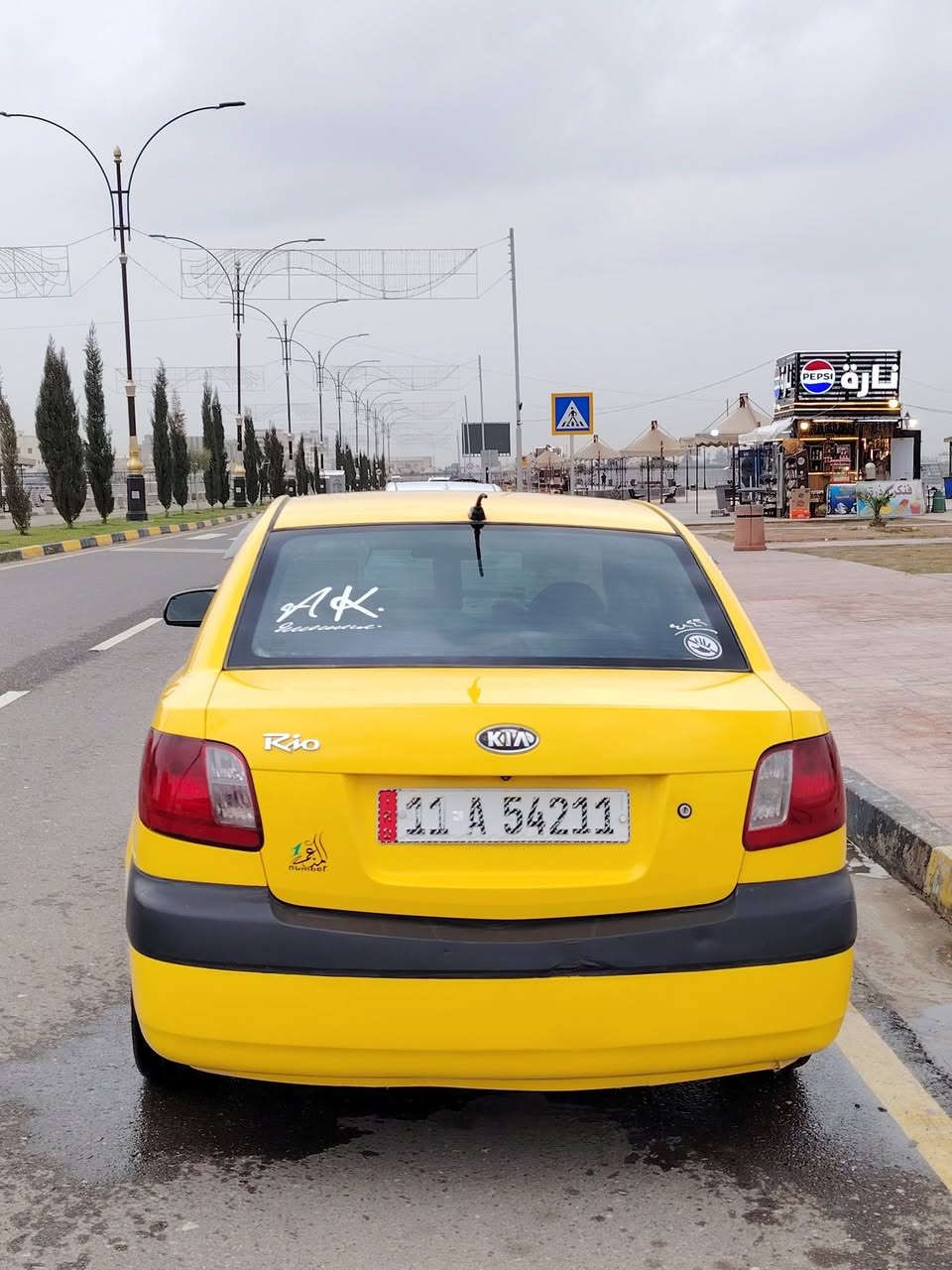 السلام عليكم كيا ريو موديل 2008 كندي بدون ظرر وبدون معجون اني الشرعي شرط الوكالة والتحويل هيه وغرامات صفر السعر 88 وبيها مجال شي قليل غير متواجد عل الفيس الشراي يتصل ***********
