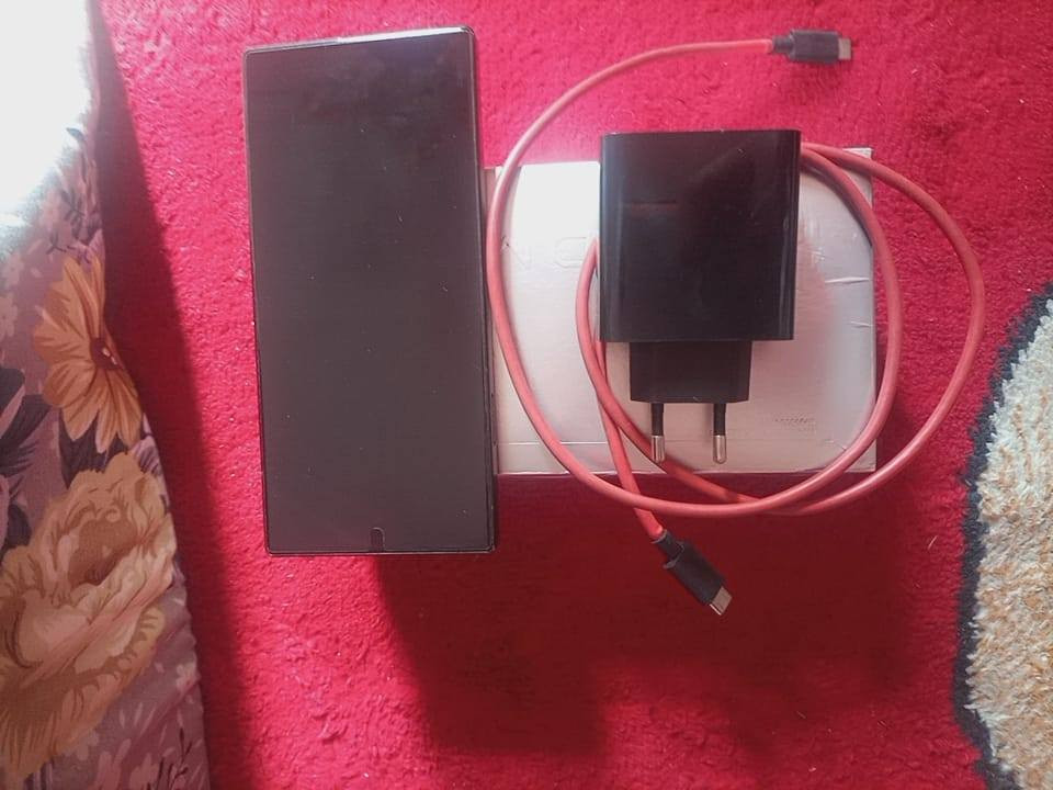 السلام عليكم ريد ماجك ٩ برو ٢٥٦ وياه مبرد مال ريدماجك للبيع سعر ٥٥٠


**إذا كنت صاحب هذا الإعلان وتريد حذفه لأي سبب، رجاءا أرسل رسالة إلى الدعم الفني**