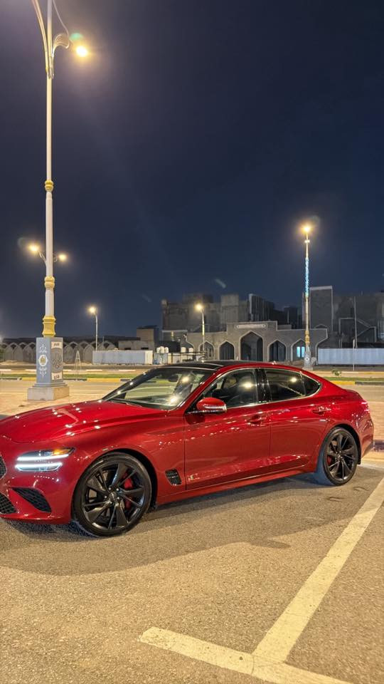 جينسس 2023 G70 لون مميز بيع او مراوس 
6 سلندر 3.3 تون تيربو
حادثها من امريكا كلين وبالعراق جاملغ امامي وباب صبغ 
بدون ايررباك 

ماشيه 35 الف كيلو متر فقط جديده السياره مابيها اي نقوصات 
رقم بغداد بأسمي تحويل مباشر
مواصفات فوول خننك رويال سبوت برستيج
 داتو شو 
جنطة كهرباء 
جلد خياط احمر و حزام احمر 
سقف كنتارة
بوراما
وباقي المواصفات معروف 

مكاني كربلاء 
السعر 265 وبيه مجال للشراي 
***********
