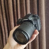 مزاد • كاميرا • يبدي وينتهي