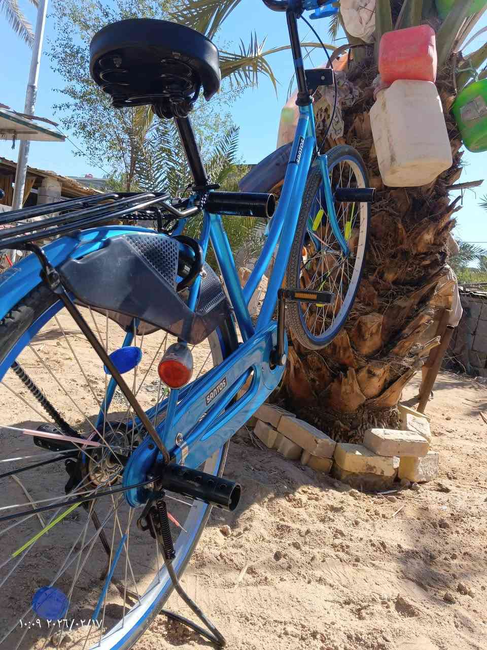 السلام عليكم شباب بيسكل للبيع موديل 20شركه سانتوس بيسكل حلو ونضافته كدامكم غراضه كامله وسعر خاص   مكاني بصره كرمه علي شارع ابو صخير رقم *********** وتساب
