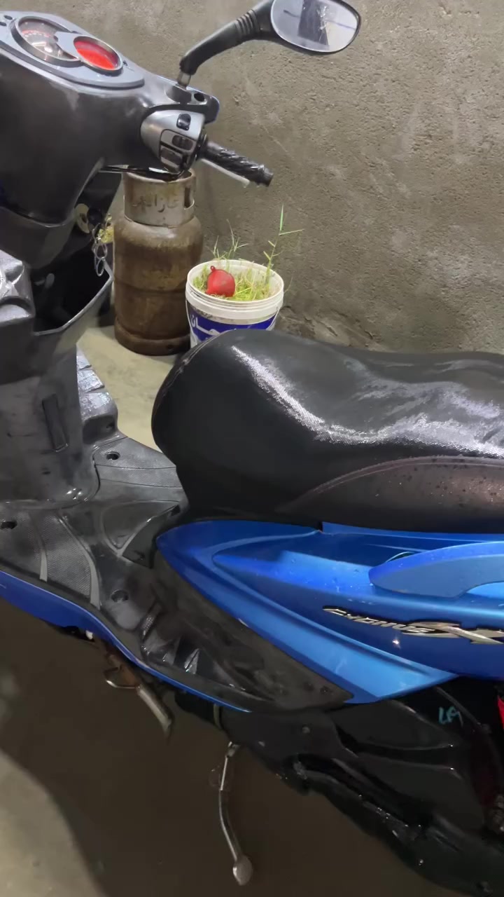 سلام عليكم 🫡 شباب سكنس كابريتر ١٤٠ كفالة عامة من تاير  إلى تاير اي شي ماناقصها السعر ٩٠٠ وبيهة مجال بسيط العنوان تاجي قرب الهزة المرور الهاتف ***********
