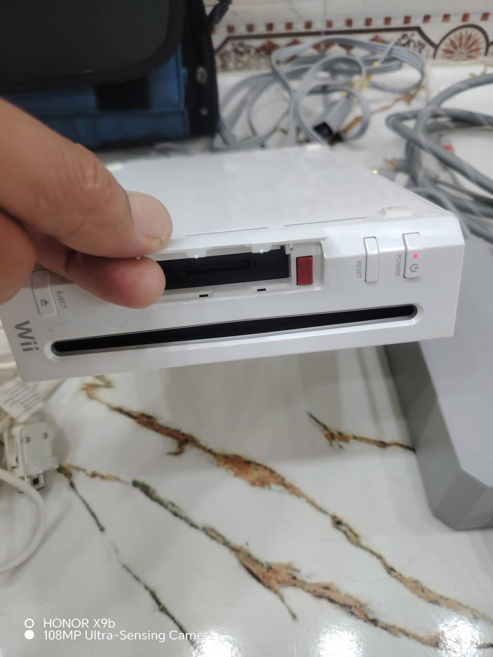 جهاز العاب نينتندو باله تريد تفضل موجود توصيل كل العراق


**إذا كنت صاحب هذا الإعلان وتريد حذفه لأي سبب، رجاءا أرسل رسالة إلى الدعم الفني**