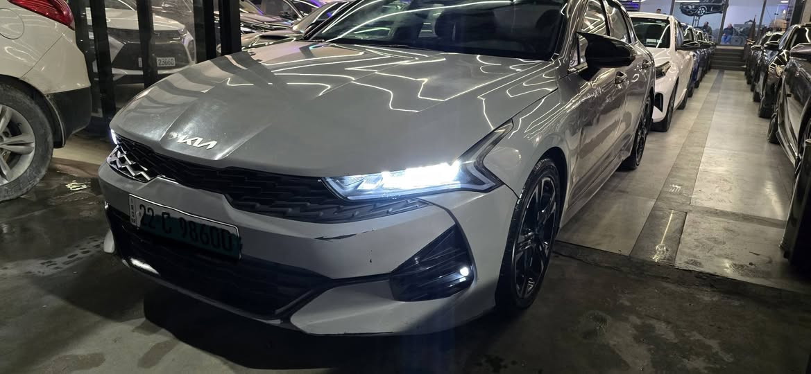 كي فايف 1\1
مديل 2023
ماشيه 47
ضررها موجود رقم شاصي  بس ابيع عام 
بيع مروس ماشيه 46 كير محرك شرط طخم تايرات
السعر  ١٣٨$
***********
