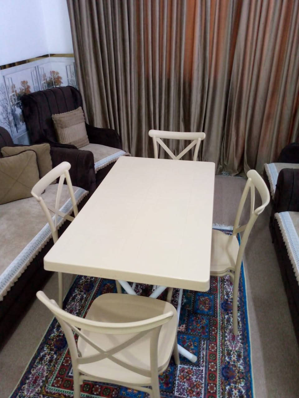 ميز طعام بلاستك قوي مع كراسي 4 نضيف مابي اي شي السعر 80 وبي مجال الشراي يطب خاص


**إذا كنت صاحب هذا الإعلان وتريد حذفه لأي سبب، رجاءا أرسل رسالة إلى الدعم الفني**