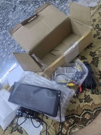 شاشه سياره ادفع سعر وتدلل للتواصل ٠٧٧٠٧٢٣٤٨٥٢