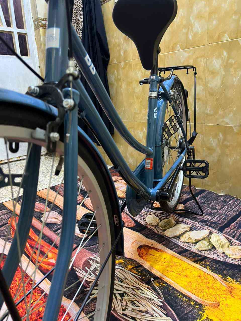 باسكل بناتي  BD رمبه موديل 22 زلغ مابيه بعد على حطته سعره 130وبيه مجال بسيط.. المكان المعامل ***********
