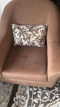 تخم 10 مقاعد استخدام قليل ونظيف ومو مكسور للبيع  للتواصل 07820613911