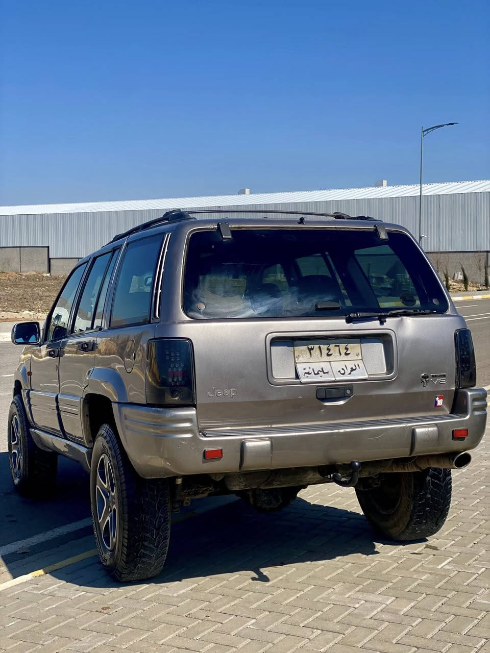 بـــــــۆفـــــــرۆشـــــــتــــــــن 
ماشاءالله له جواني و قوه تى
سعری/ 54 ااوه ره قه و مه جال ..
جؤري سه ياره /جيپ شیرۆکی
سەنەوی  و تەحویل بە شەرت 
‎مۆدێل /98
گێڕومەکینەی بیلاد و بە شەرت
 گێر تۆماتیک  
دەبڵ گئر 
کارەبای کامل مەزبوت 
چال و ساردو شوختي نيه 
شان و سه قفي شوشه
گه رمي كاره باي كامل مه زبوت 
کوشن کارەبا و جلد 
ئاوێنە کارەبا  و ئۆتۆ
جوار جام کارەبا
پاوەر ABS
سیدیبۆکس 
سوکان ڤۆلیۆم
‎تاقم تایەو ویلی لۆک به سراوه


**إذا كنت صاحب هذا الإعلان وتريد حذفه لأي سبب، رجاءا أرسل رسالة إلى الدعم الفني**