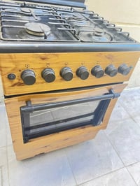 طباخ مصري • استعمال قليل • زجاج فرن متضرر