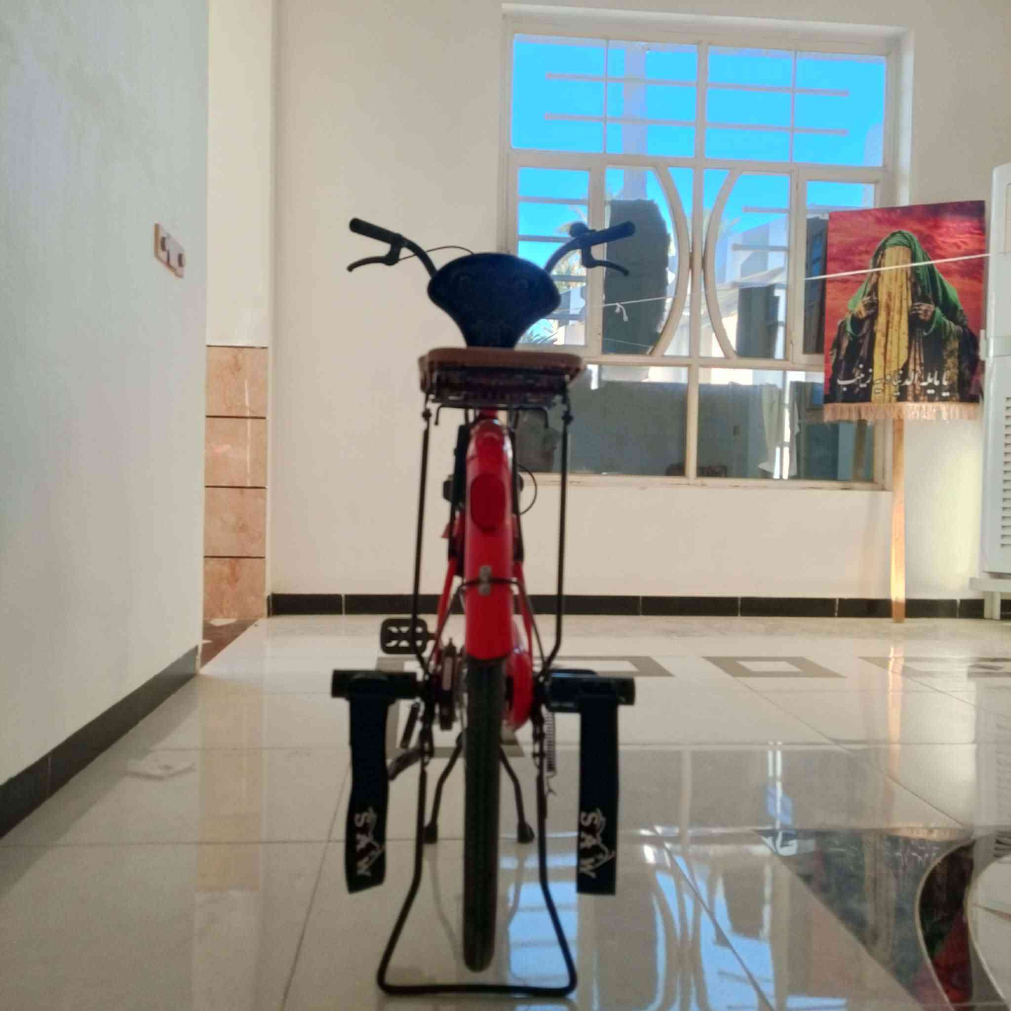 السلام عليكم 
البيسكل للبيع السبب معتاز 
العنوان نجف البوحداري 
الوان احمر ❤️
البيسكل نضيف 
موديل 2021
الشركه BD 
السعر 95 وبيه مجال بسيط كلش 
رقمي ***********
