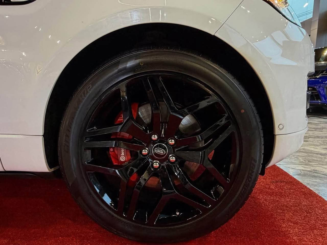 ⁨ ⁨ ⁨ ⁨ كوردى / عربي
درووستکراوی : Land Rover
مۆدێل:RANGE ROVER SPORT
ساڵ :2014
بزوێنەر :V8 superchach
بگۆری بزوێنه‌ر : AUTOMATIC
سوتەمەنی : بنزين
دۆخ :شريكه سردار
ماوەی رۆشتوو :100mil
ـــــــــــــــــــــــــــــــــــــــــــــ
النوع : Land Rover
الموديل : RANGE ROVER SPORT
سنة الصنع : 2014
المحرك : V8 supercharch
ناقل الحركة : AUTOMATIC
نوع الوقود : بنزين
الحالة : شريكه سردار
عدد الأميال :100mil
‌‌‏ Zauto
‏‌‌‌‌‌‎📱 للاستفسار يسعدنا تواصلكم معنا على الأرقام التالية
‏‌‌‌‌‌‎📱بۆ زانیاریی زیاتر خۆشحال دەبین بە پەیوەندیتان بە ژمارەکانی
***********
***********⁩⁩⁩ أربيل, العراق
