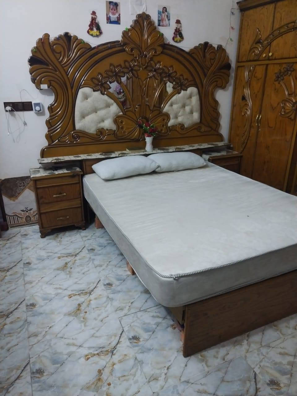 غرفه كامله للبيع كنتور+زاويه+ جربايه+ميز قطعتين+دوشك الجربايه يعني كامله وبسعر مناسب مستعجل عليها
غرفه كامله للبيع كنتور+زاويه+ جربايه+ميز قطعتين+دوشك الجربايه يعني كامله وبسعر مناسب مستعجل عليها 
*********** هاتف
