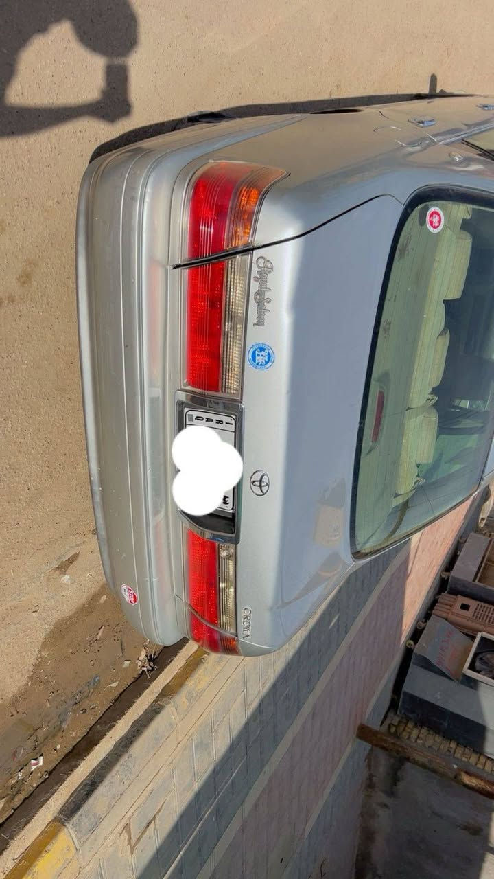 ادوات كصه جنطه
متوئم الماني سنويه ورقم
دكمه وحده
ففتي
مكينه كير حداديه جاهزه
تبريد ثلج
تحوير نجف
سياره جديده وجاهزه
سعر 35وبيه مجال 
***********
