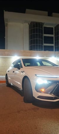 يا لله سلام عليكم لبيع سوناته 25 فول مواصفات عده البنرامه سياره زيرو م...